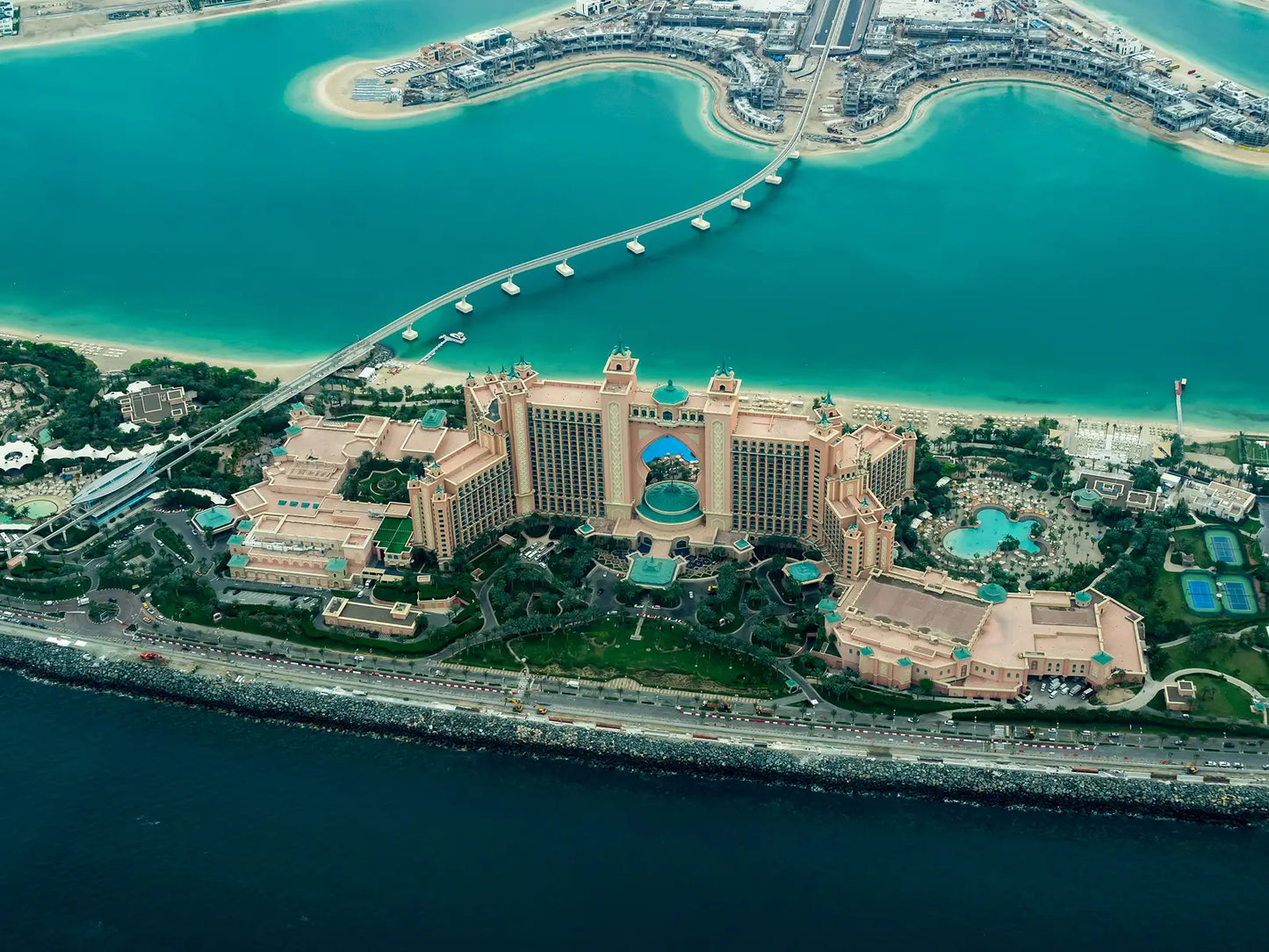 Luxury Hotel In Dubai