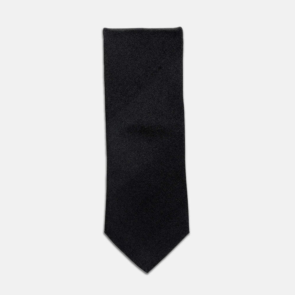 Shantung Silk Tie in Black