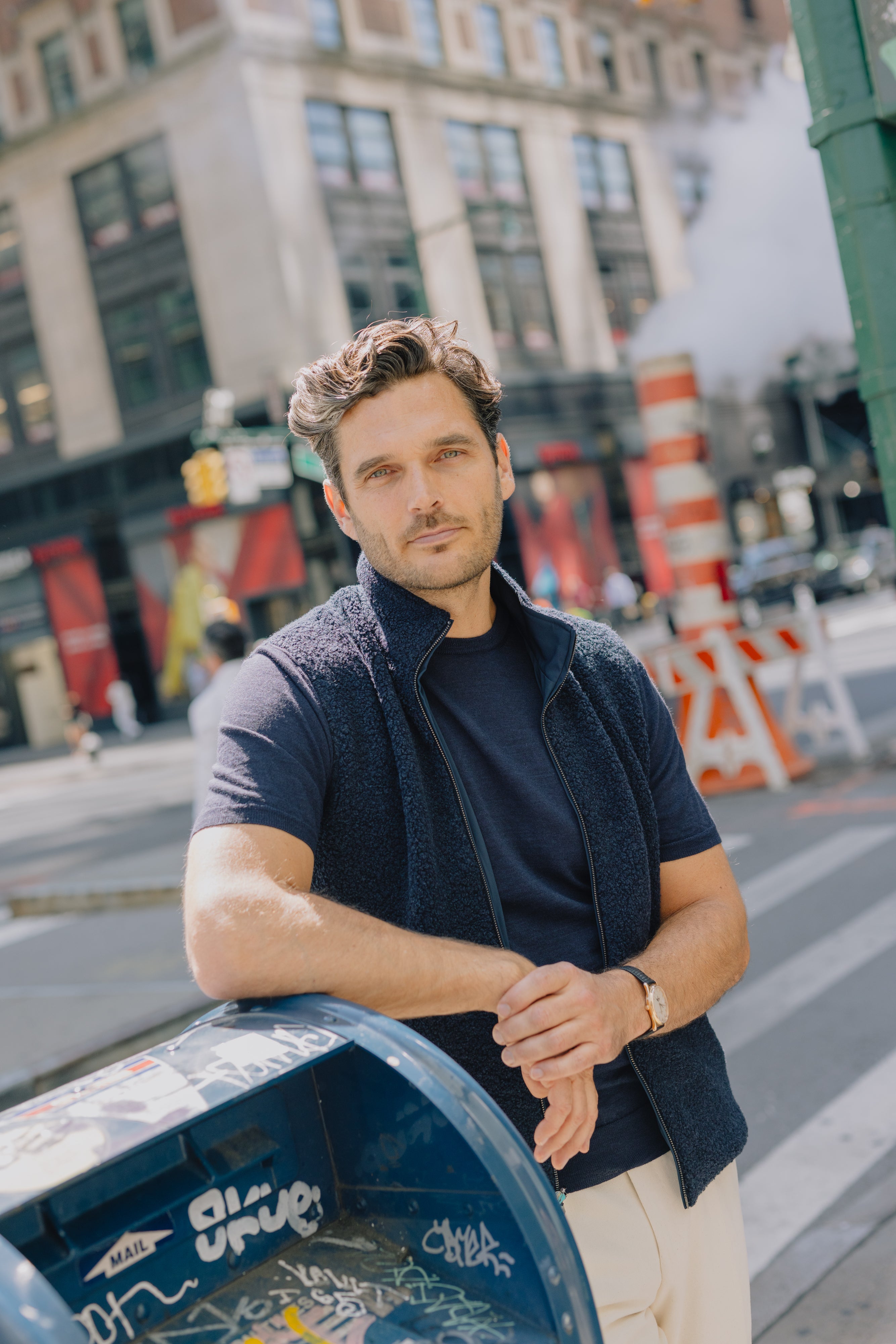 Knitted T-Shirt in Navy Merino Wool – Cad & The Dandy New York