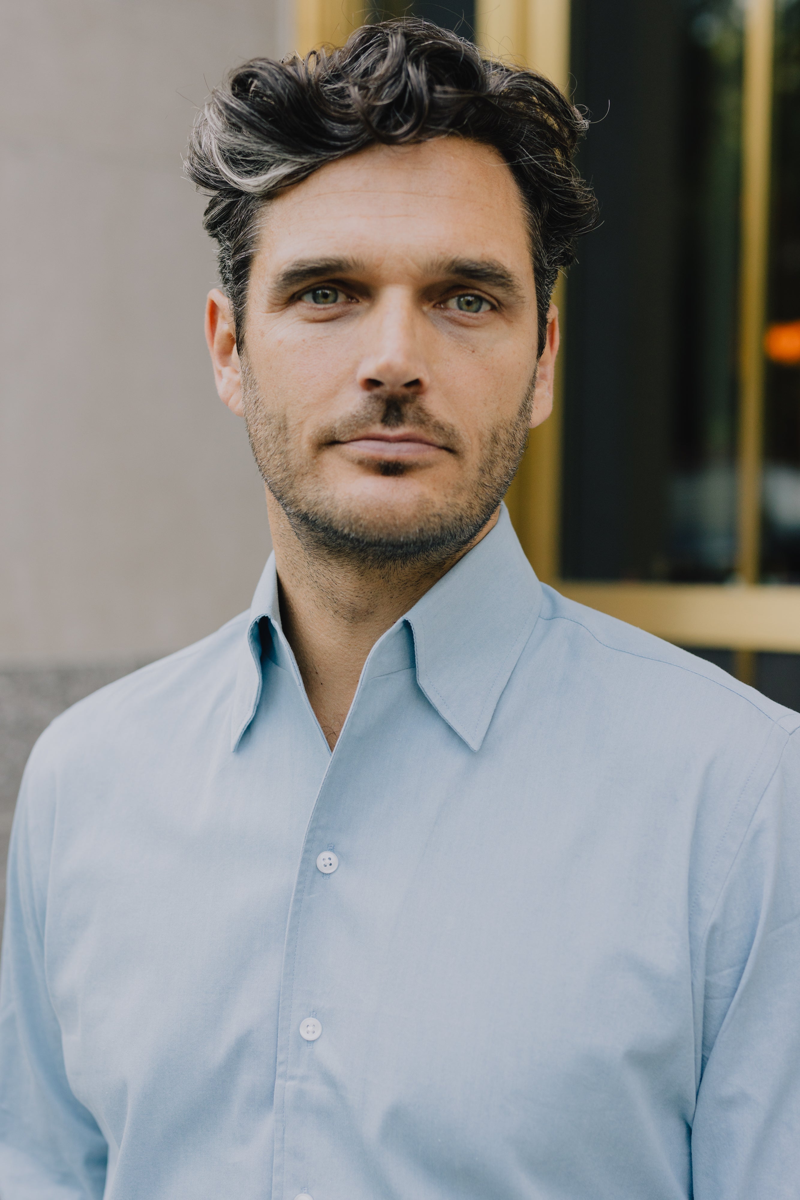 One Piece Collar Shirt in Light Wash Denim – Cad & The Dandy New York