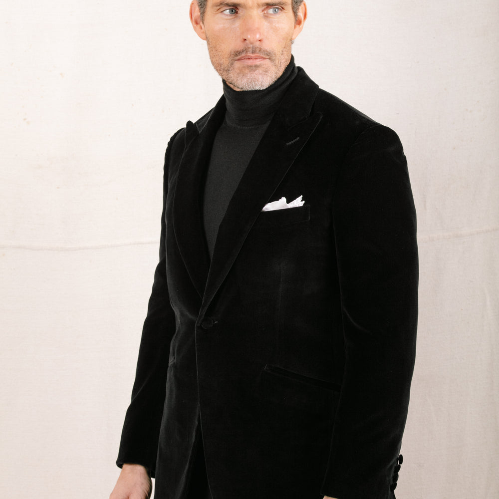 
                  
                    Peak Lapel Jacket in Black Velvet
                  
                