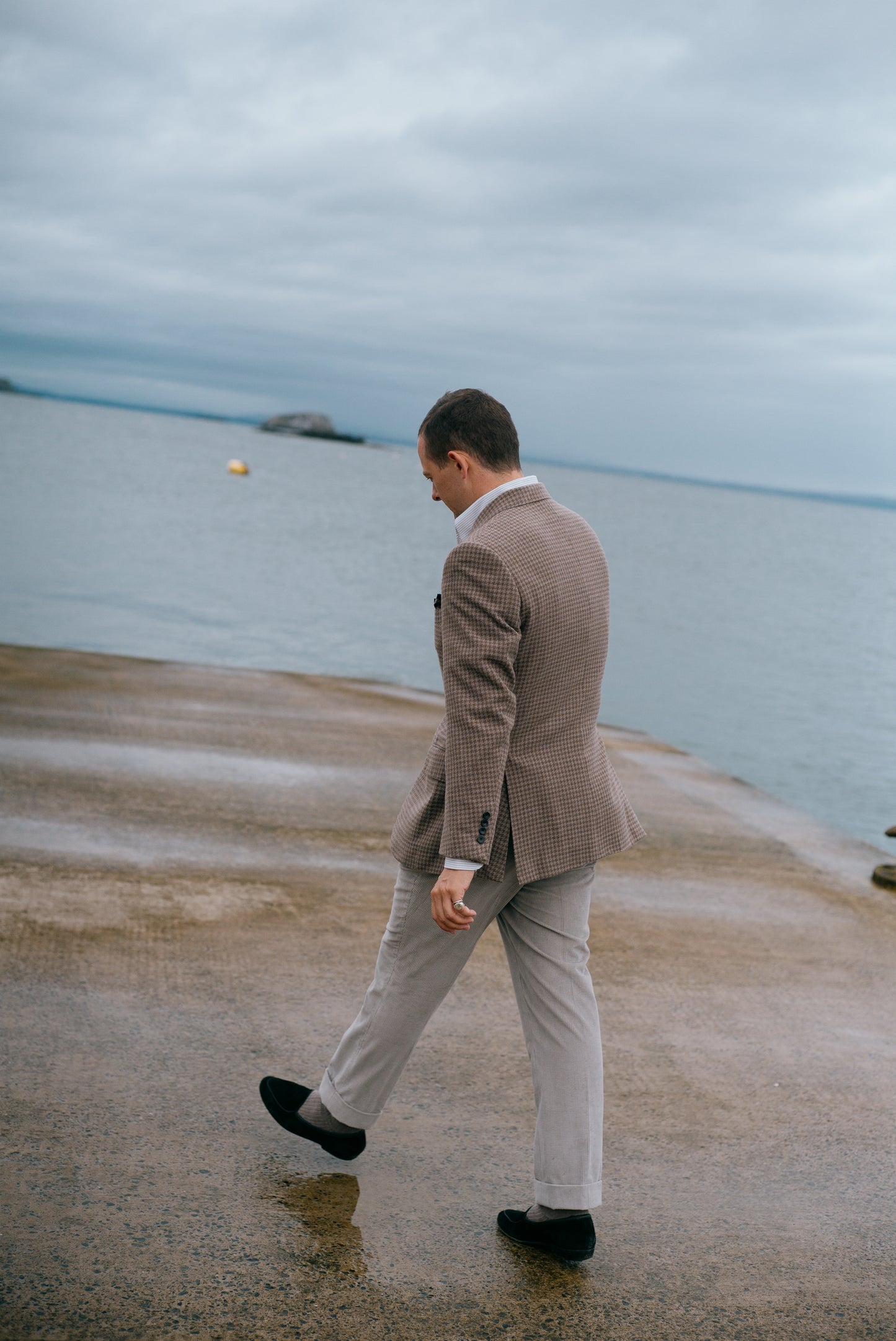 
                  
                    Single Breasted Notch Jacket in Brown Houndstooth
                  
                